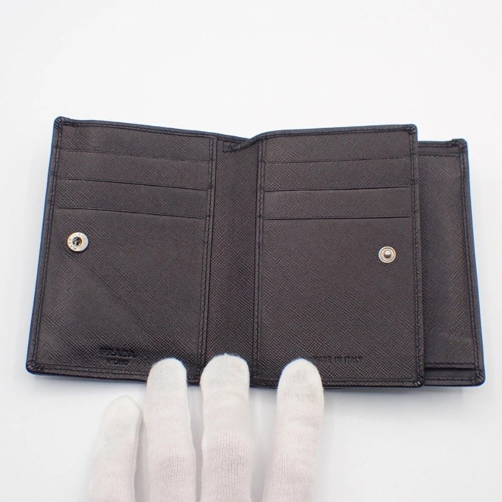PRADA Logo Compact Bifold Wallet Purse Saffiano Leather Black Italy SHW 38AA182 - Picture 8 of 15